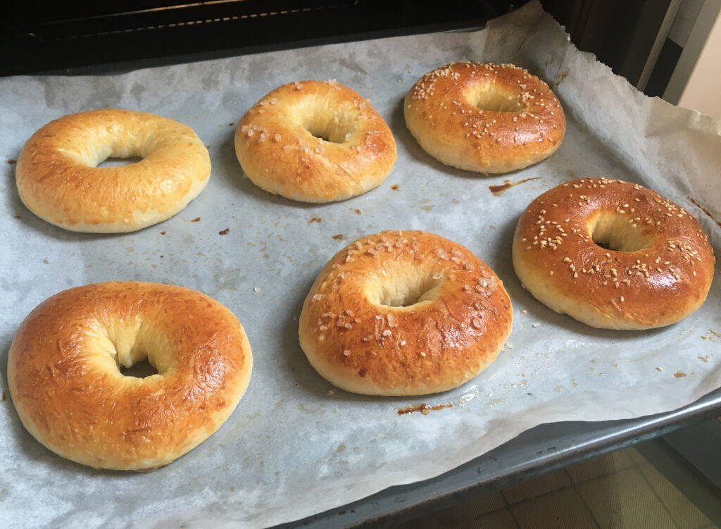 Fertige Bagles vom Rezept für Bagles